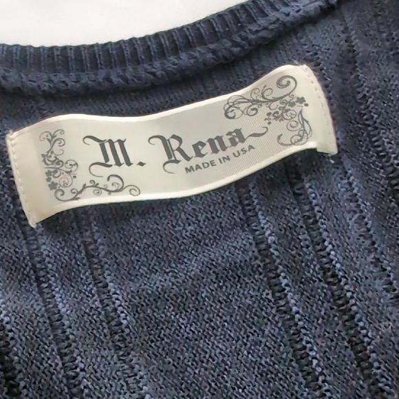 M. Rena Tunic - Picture 4 of 5